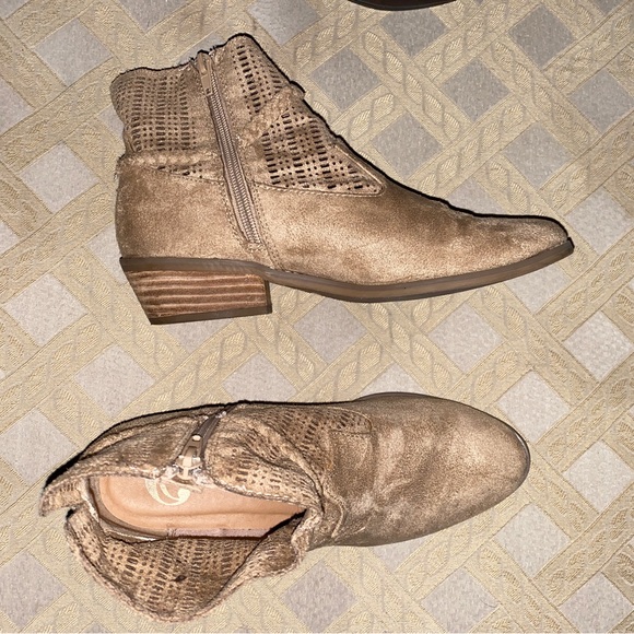 Camel color Charming Charlie booties - Picture 3 of 5